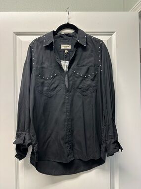 NWT Express Women's Black Western Country Studded Button-Up Shirt